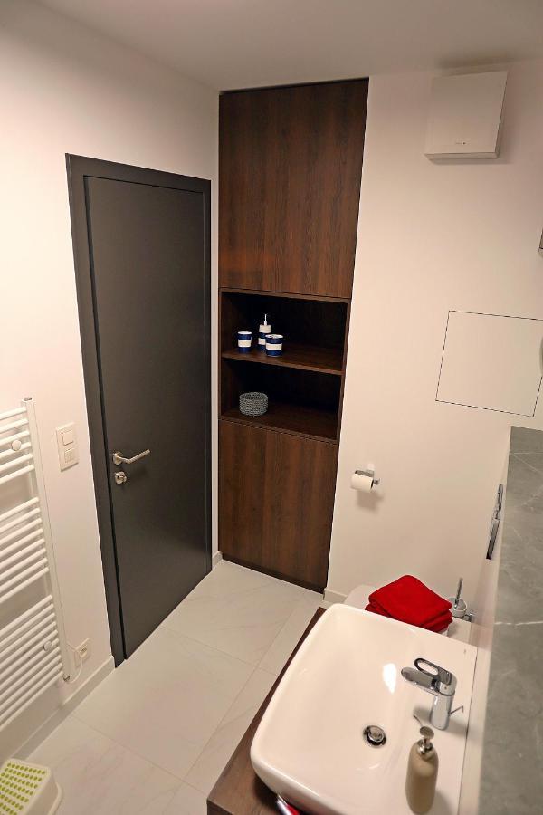 Modern Apartment Near The City Centre Urban Bratislava Eksteriør billede